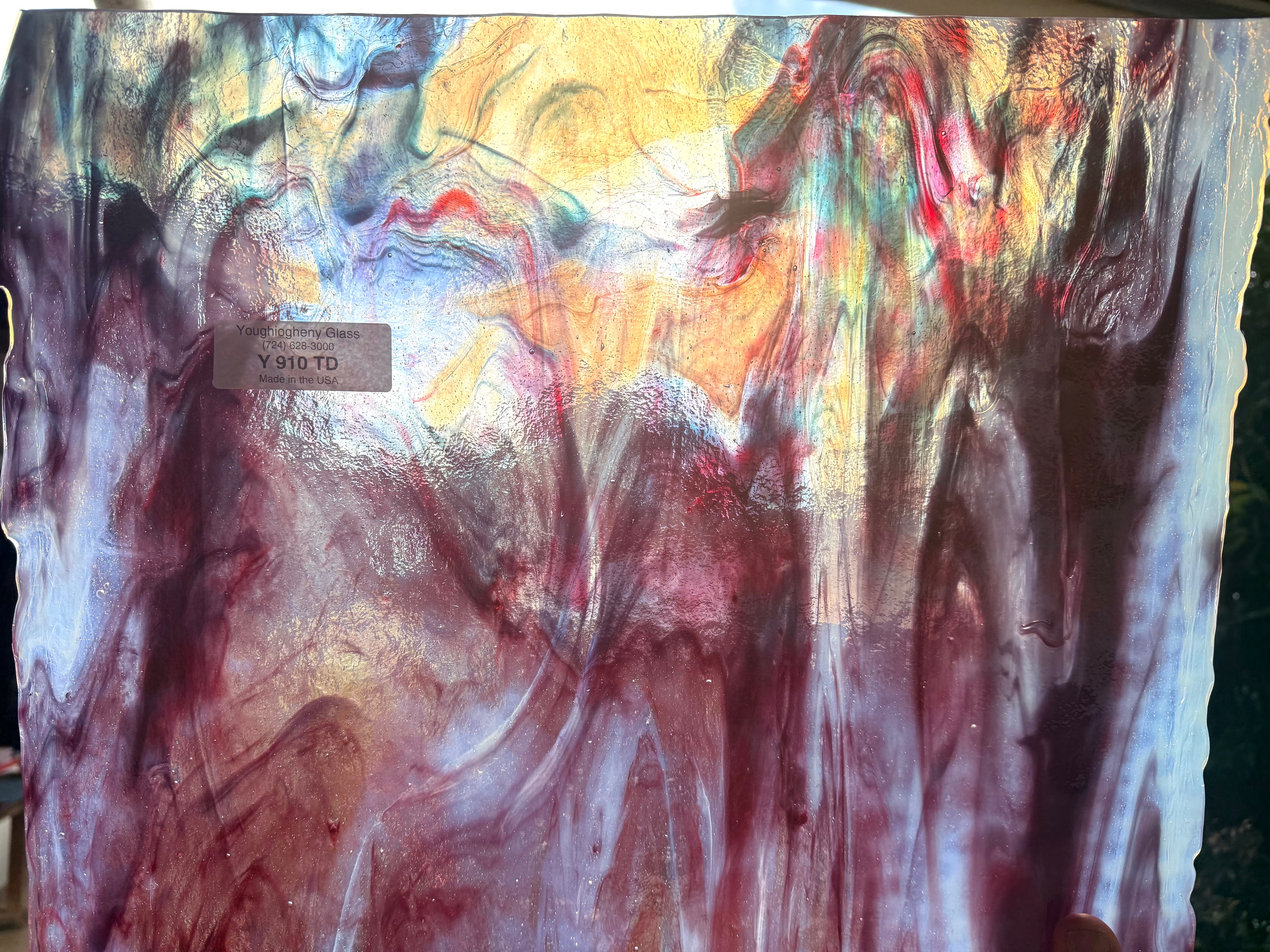 Youghiogheny Red with White True Dichroic - YTD910