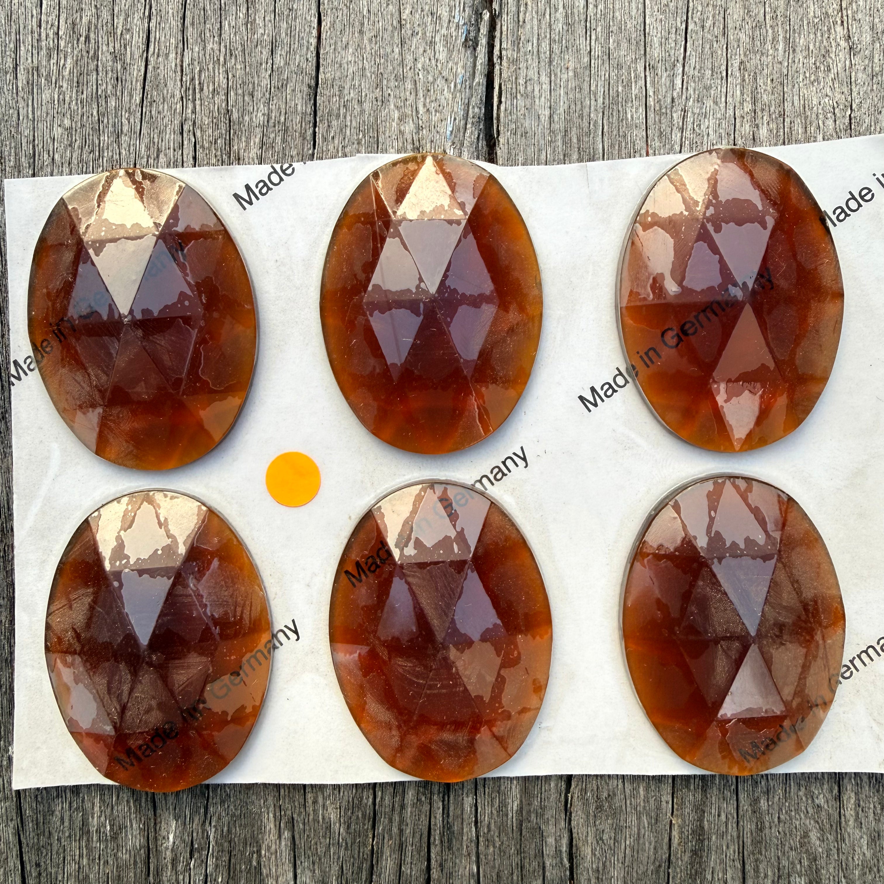 Oval Faceted Jewel - 30 x 40mm