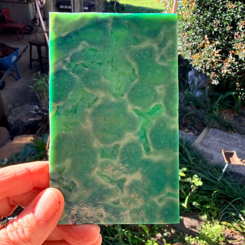 Bullseye Med Leaf, Emerald Green Mottle - 6247 - ETA EARLY JULY