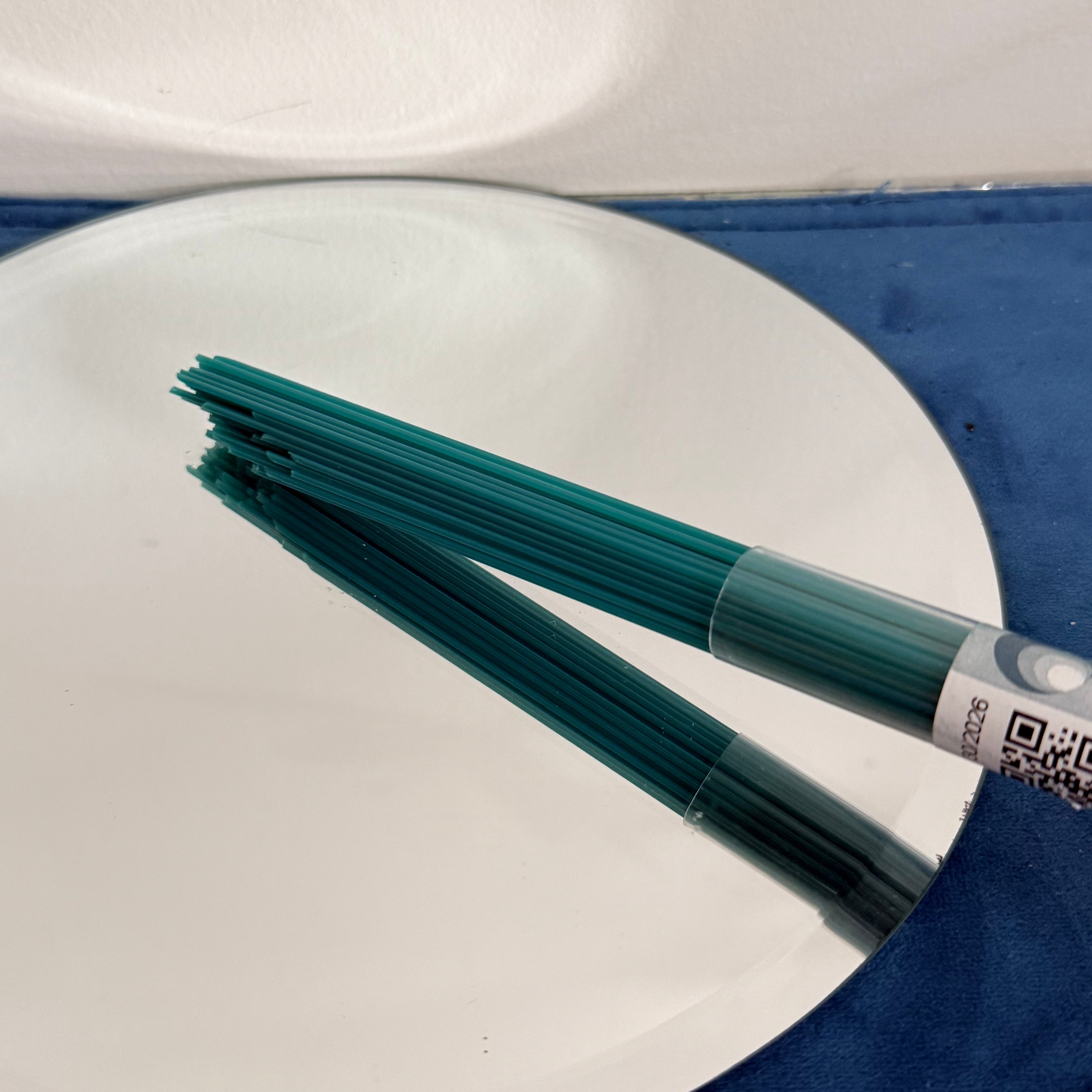 Oceanside Peacock Green Opal Stringers - 96 COE