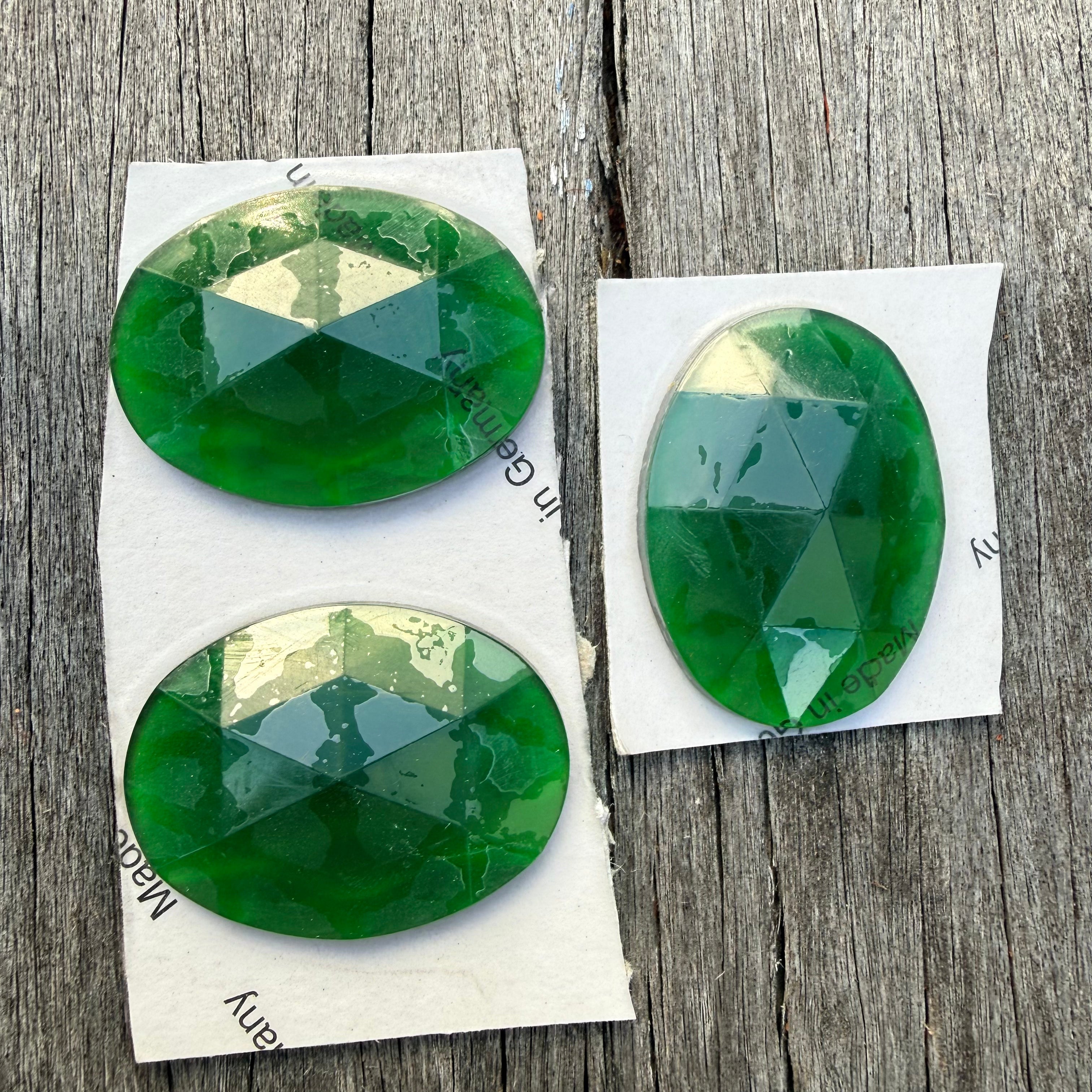 Oval Faceted Jewel - 30 x 40mm