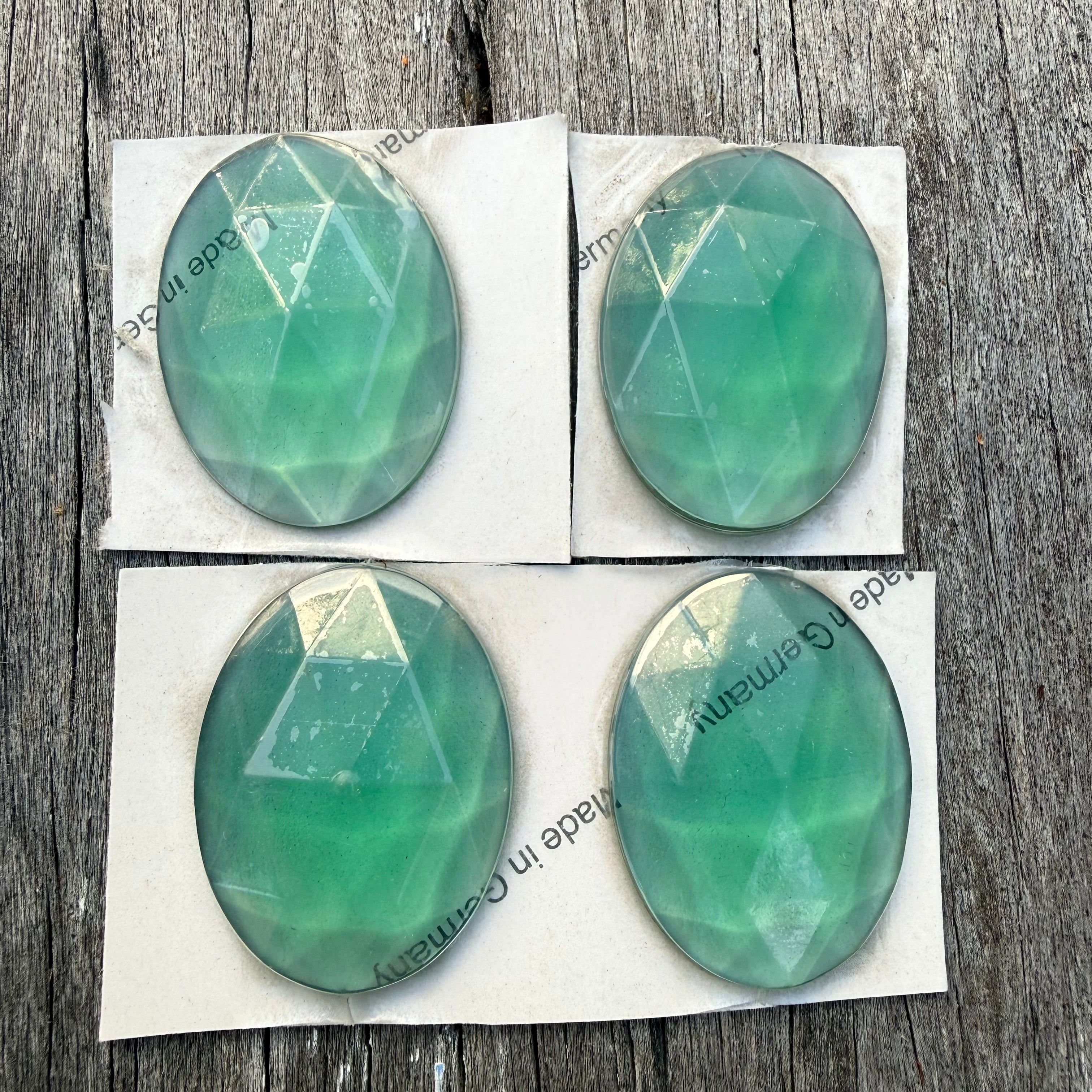 Oval Faceted Jewel - 30 x 40mm