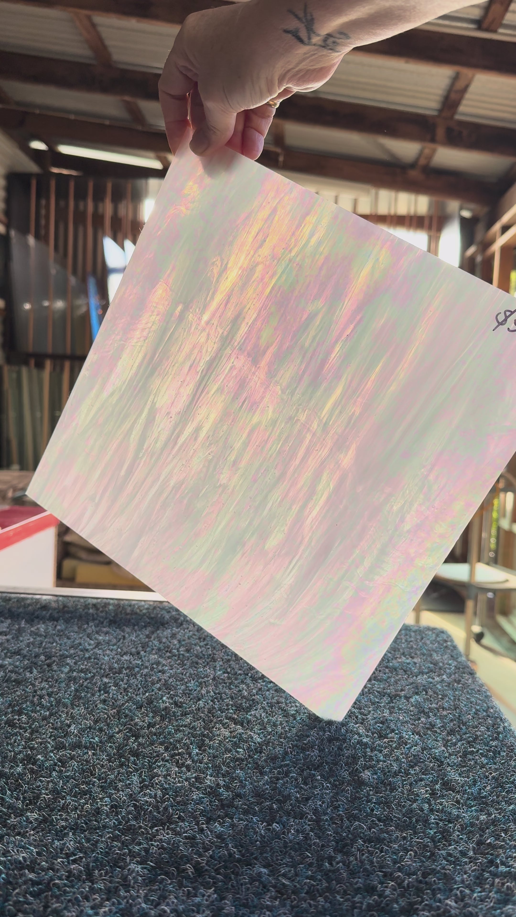 Wissmach Wispy White Opal Clear Iridised - WO51IRID