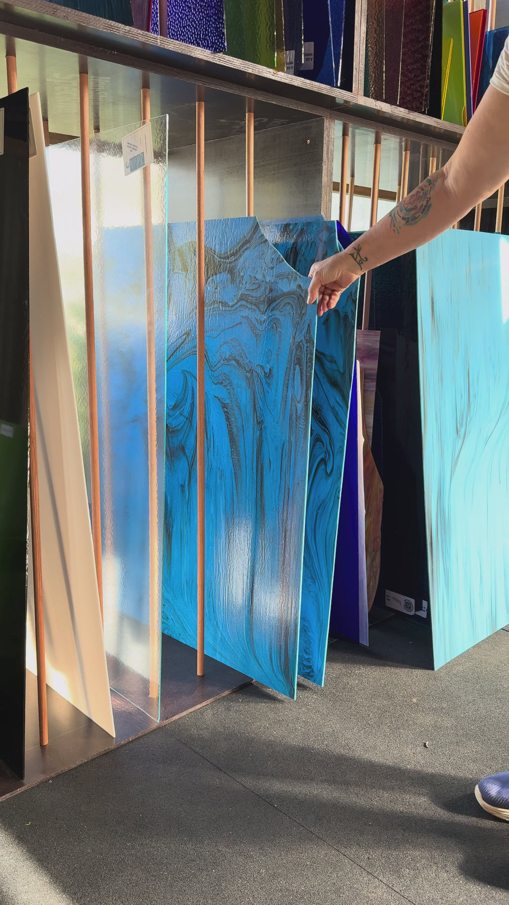 Wissmach Prisma Reactive Blue-Black, Fusible Glass (96-38)- Available now